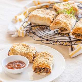 Mushroom Lentil Rolls (Vegetarian Sausage Rolls)