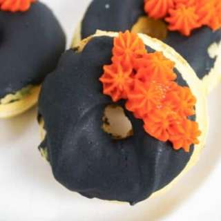 30-Minute Vegan Donuts