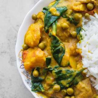 Easy Vegan Potato Curry (Gluten-free)