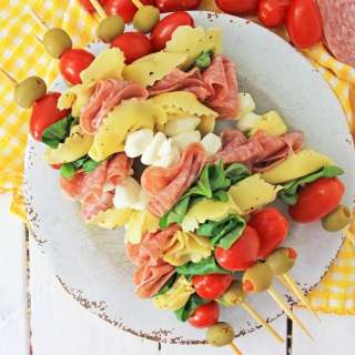 Easy Antipasto Skewers Appetizer