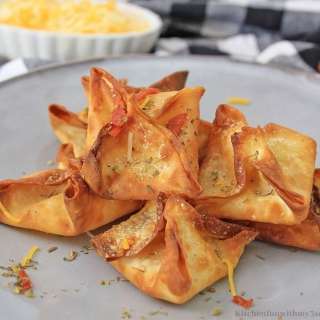 Pepperoni Pizza Wontons