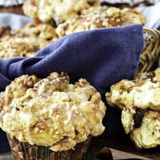 Panera Apple Cinnamon Raisin Muffins