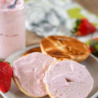 Strawberry Cream Cheese like Philadelphia