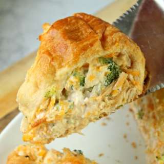 Chicken and Broccoli Crescent Roll Ring