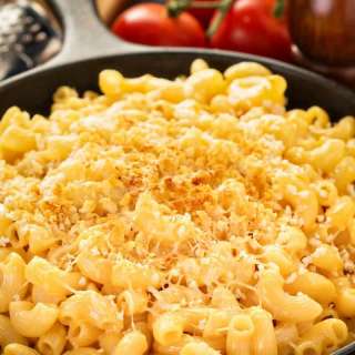 Grand Lux Cafe Macaroni and Cheese Skillet