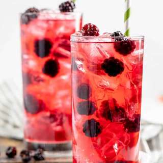 Starbucks Very Berry Hibiscus Refresher