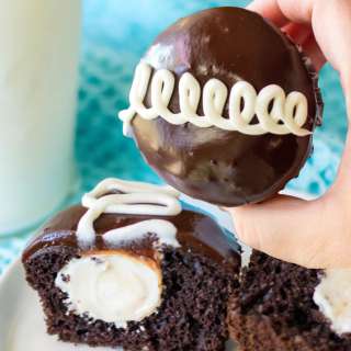Hostess Cupcakes (Copycat Recipe)