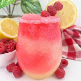 Raspberry Lemonade Cocktail