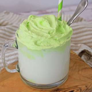 Easy Whipped Matcha Drink