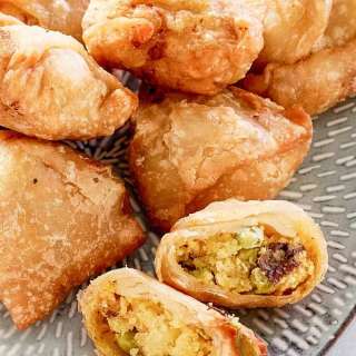 Vegetable Samosa