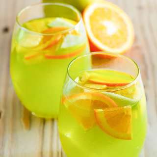 Olive Garden Green Apple Moscato Sangria