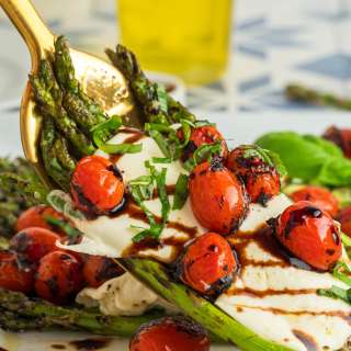 Caprese Asparagus