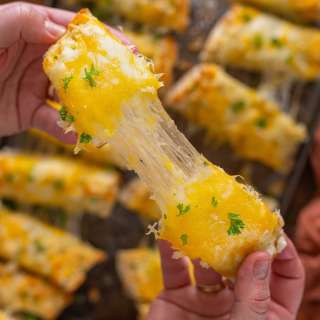 Cheesy Garlic Bread