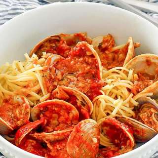 Linguine with Red Clam Sauce