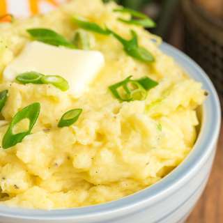 Colcannon (Irish Mashed Potatoes)