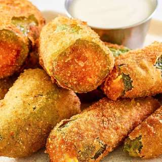 Crispy Cheddar-Stuffed Jalapeño Poppers