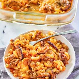 Grandma's Classic Cheeseburger Casserole