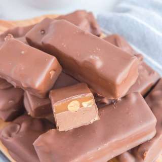 Copycat Snickers Bars