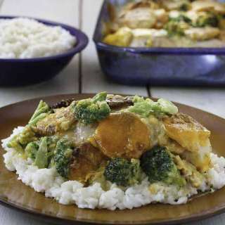 Cracker Barrel Broccoli Cheddar Chicken (Copycat Recipe)