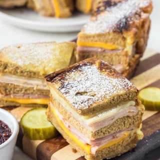 Homemade Bennigan's-Style Monte Cristo Sandwich