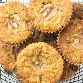 Grandma's Old-Fashioned Oatmeal Raisin Muffins