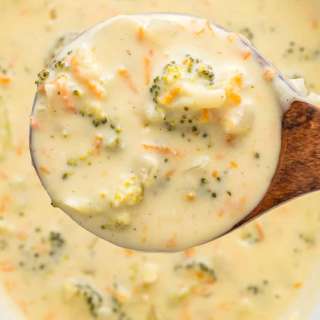 Broccoli Cheddar Soup (Panera Copycat)