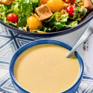 Copycat Outback Steakhouse Honey Mustard Dressing