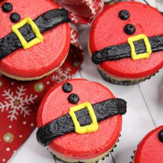 Santa Belly Cupcakes