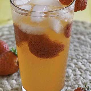 Red Robin Freckled Lemonade