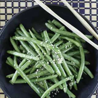 Garlic Butter Green Beans (Ready in 15 Minutes)
