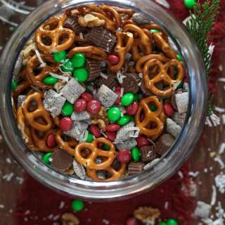 Christmas Snack Mix