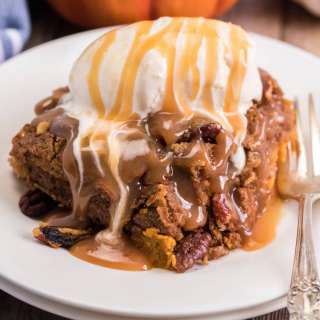 Easy Pumpkin Dump Cake