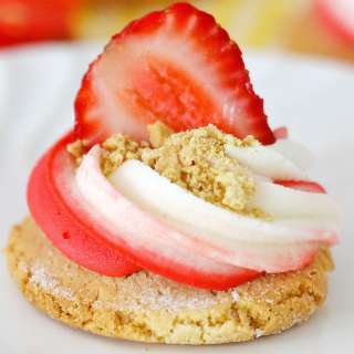 Frosted Strawberry Cheesecake Cookies
