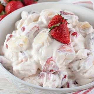 Strawberry Banana Cheesecake Salad
