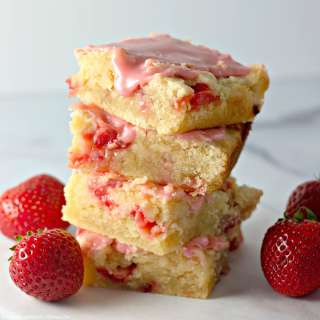 Strawberry Lemon Blondies