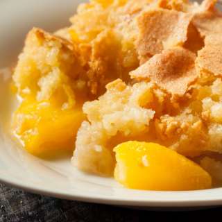 Easy Peach Cobbler Recipe