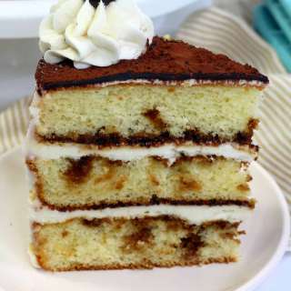 Tiramisu Cake