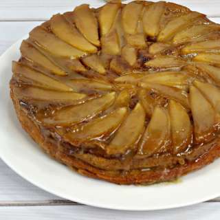 Apple Cinnamon Roll Upside Down Cake