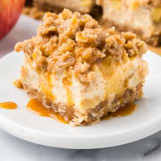 Caramel Apple Cheesecake Bars