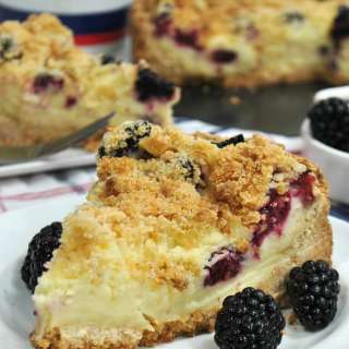Blackberry Crumb Cheesecake