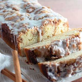 Cinnamon Roll Bread