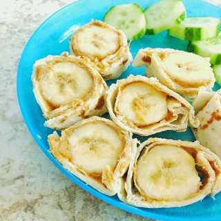 Banana Sushi- A Super Easy Kid's Snack