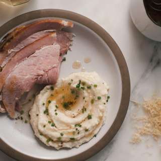 Smoked Gouda Creamy Mashed Potatoes