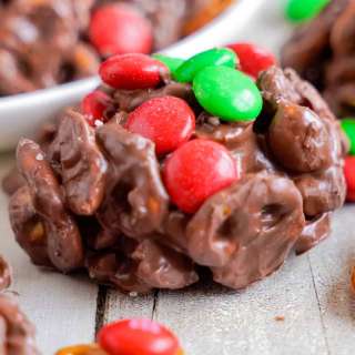 Crockpot Candy (Sweet And Salty!)