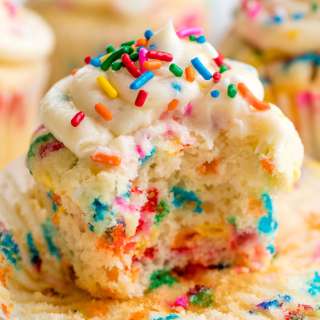 Funfetti Birthday Cupcakes