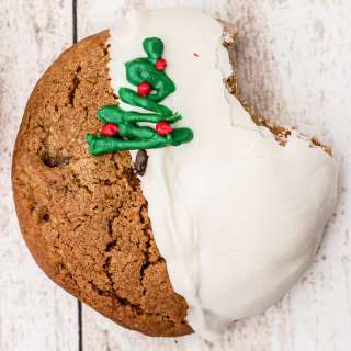 Christmas Molasses Cookies (Chewy Gingerbread!)