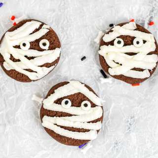 Halloween Mini Mummy Cookies