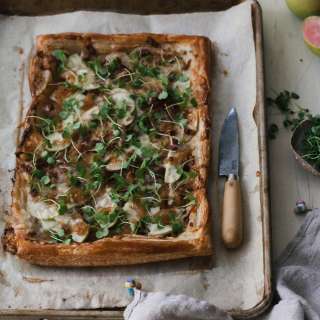 Fancy Apple Gruyere Tart with Caramelized Onions and Pancetta