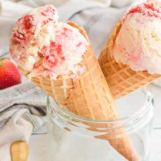 Strawberry Swirl Ice Cream (No Churn!)