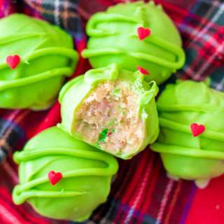 Christmas Oreo Balls (Grinch Inspired!)